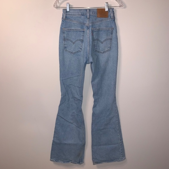 Levi's '70s high flare jean Super high-waisted flared jeans 24 - Picture 2 of 14